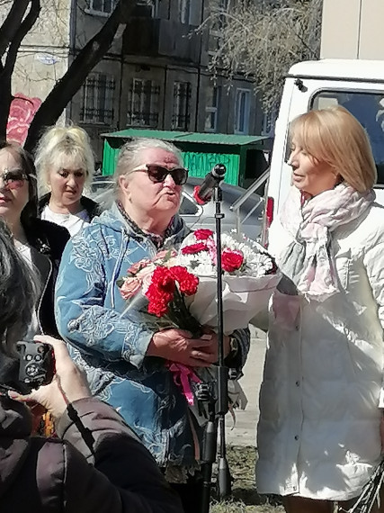Вечная слава герою.